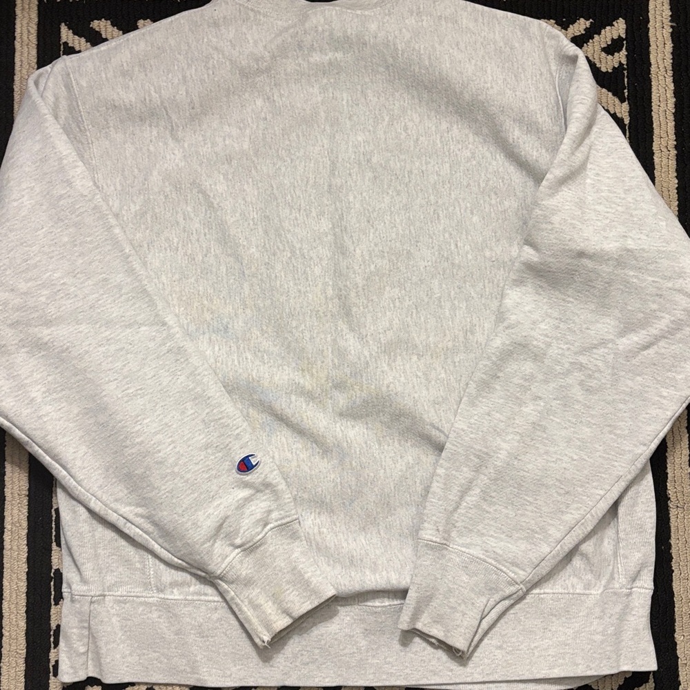 Champion Gray Reverse Weave North Carolina Crew neck Sweatshirt size large ' - Picture 4 of 5